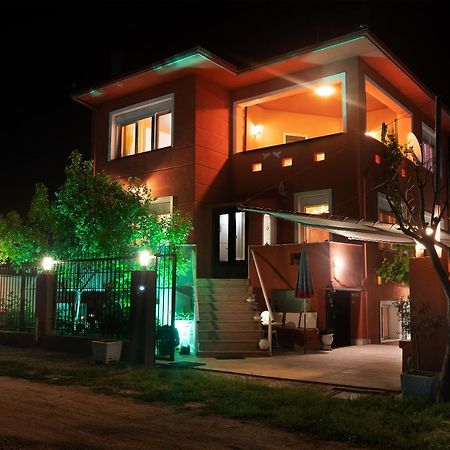 The House Dimitra Nea Fokaia Villa Bagian luar foto